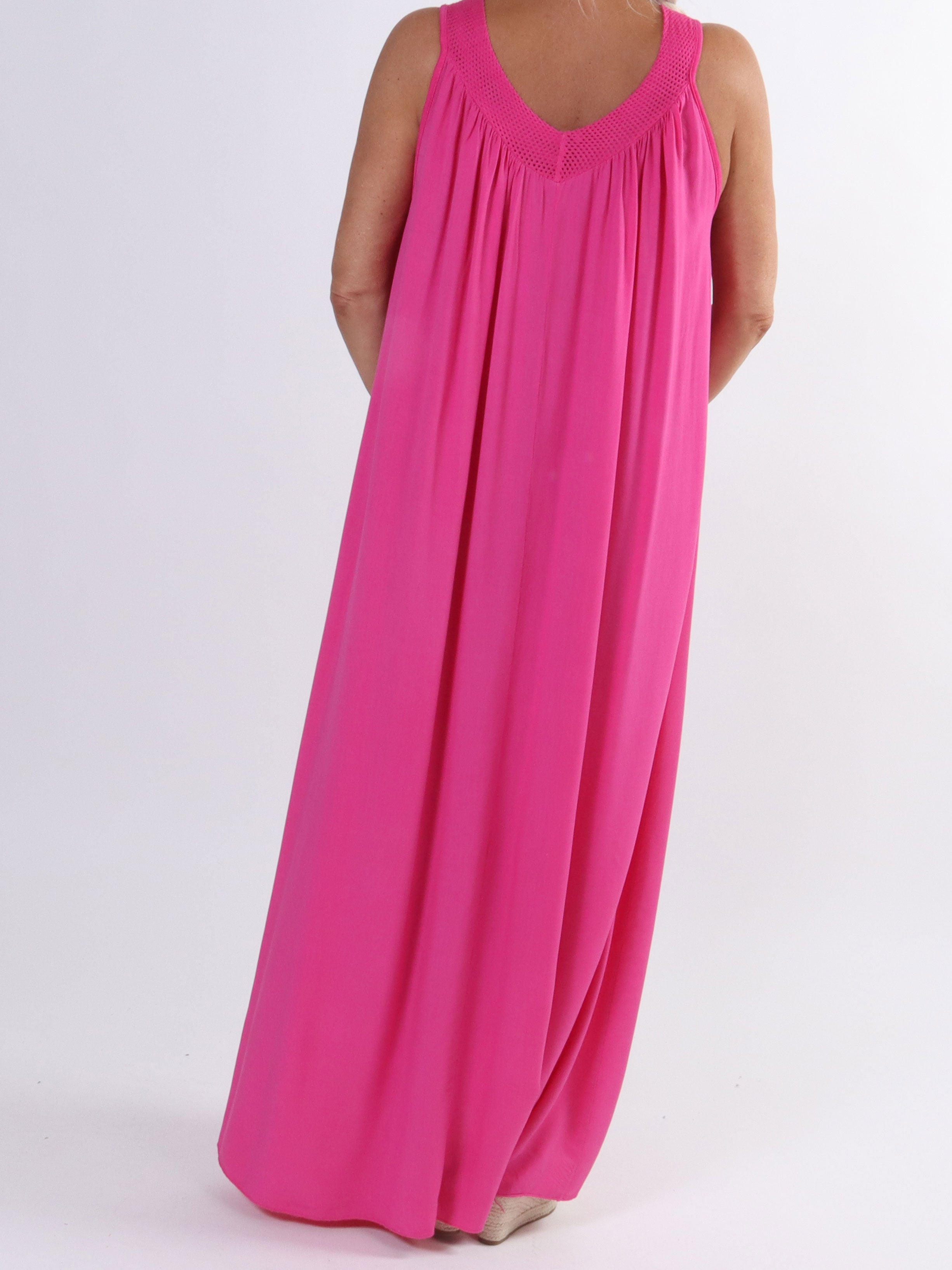 Arizona - Lang plus size sommerkjole med brede stropper